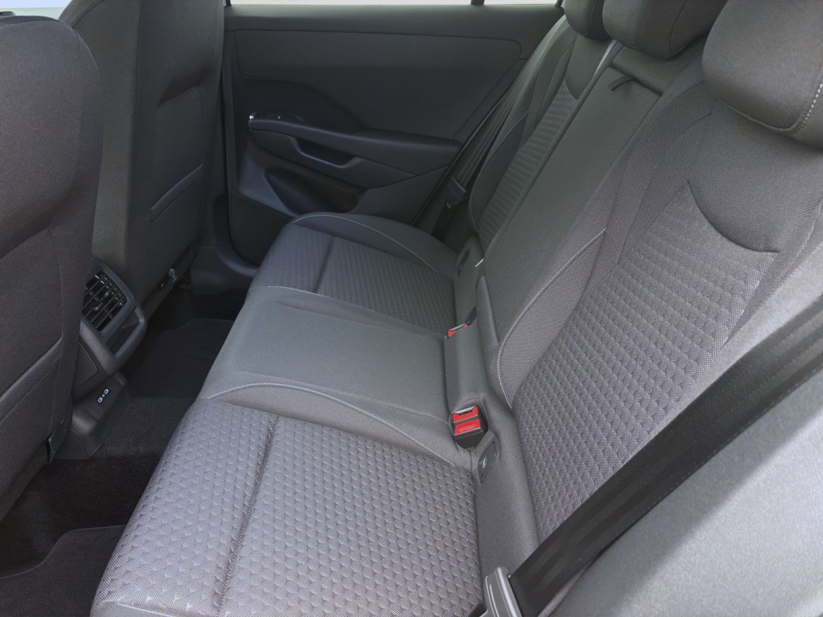 Thumb 14: Volkswagen T-Roc 1.5 eTSI DSG LIFE AHK KAMERA PDC ACC