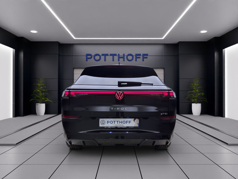 Bild 2: Volkswagen T-Roc 1.5 eTSI DSG R-LINE AHK IQ.LIGHT NAVI HuD