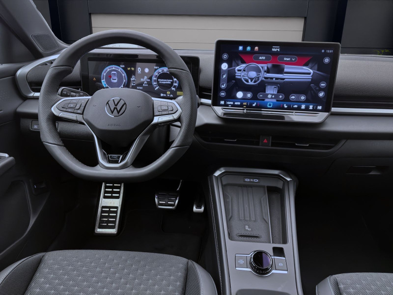 Bild 12: Volkswagen T-Roc 1.5 eTSI DSG R-LINE AHK IQ.LIGHT NAVI HuD