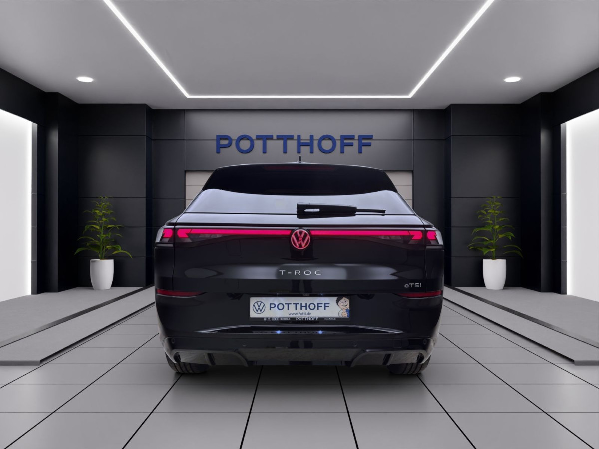 Thumb 2: Volkswagen T-Roc 1.5 eTSI DSG R-LINE AHK IQ.LIGHT NAVI HuD