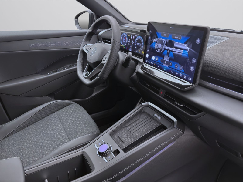 Bild 16: Volkswagen T-Roc 1.5 eTSI DSG R-LINE AHK IQ.LIGHT NAVI HuD