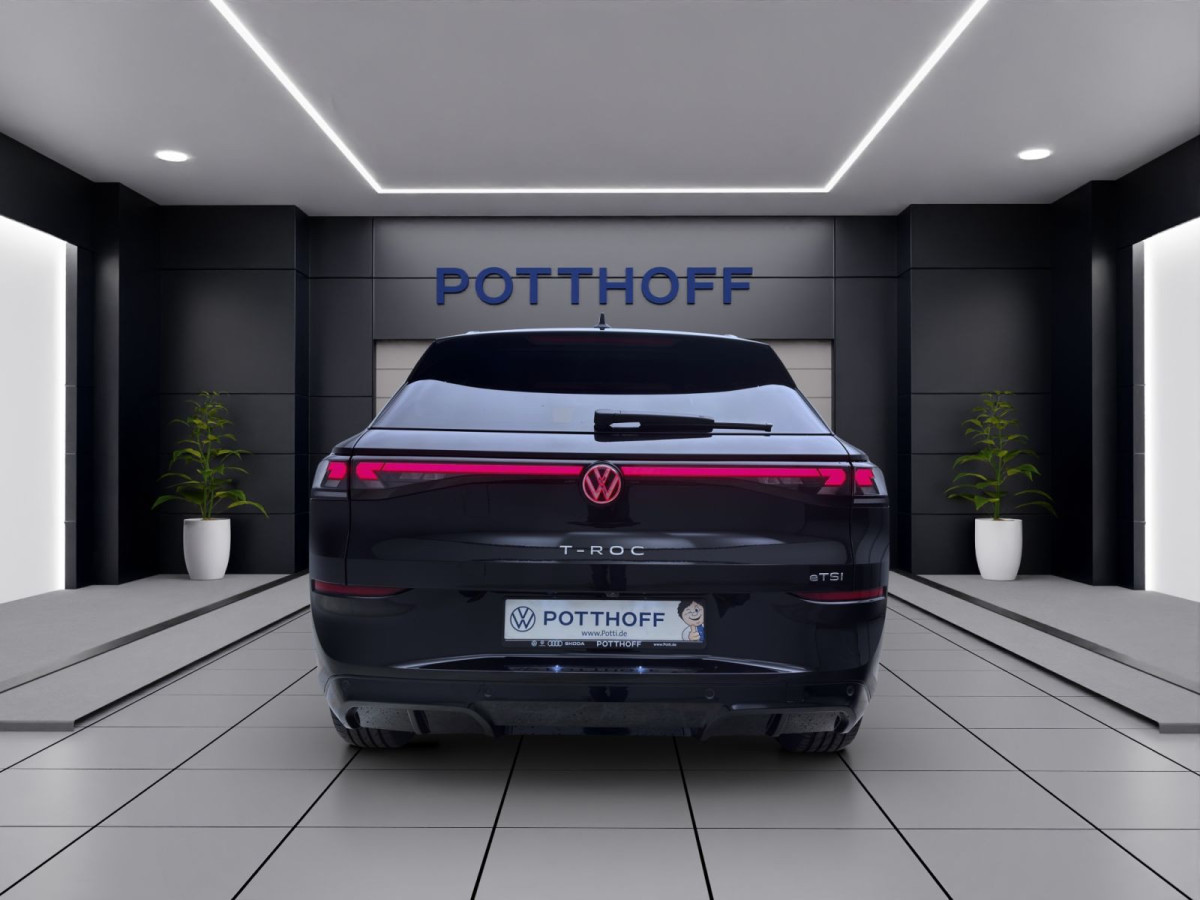 Thumb 2: Volkswagen T-Roc 1.5 eTSI DSG R-LINE AHK IQ.LIGHT NAVI HuD