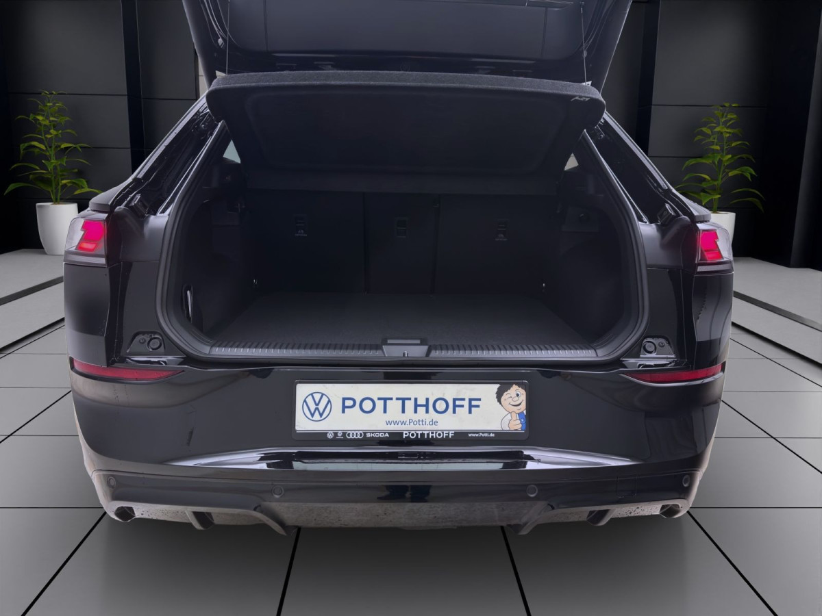 Thumb 3: Volkswagen T-Roc 1.5 eTSI DSG R-LINE AHK IQ.LIGHT NAVI HuD