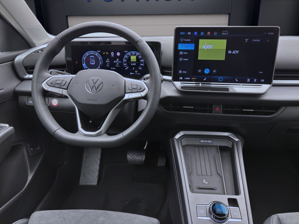 Thumb 12: Volkswagen T-Roc 1.5 eTSI DSG STYLE AHK IQ.LIGHT NAVI HuD