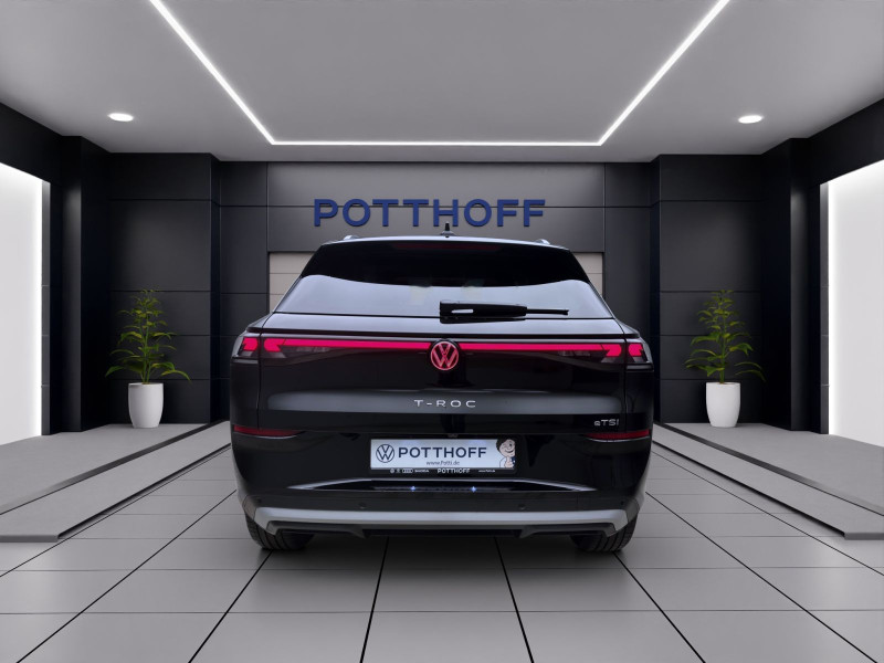 Bild 2: Volkswagen T-Roc 1.5 eTSI DSG STYLE AHK IQ.LIGHT NAVI HuD