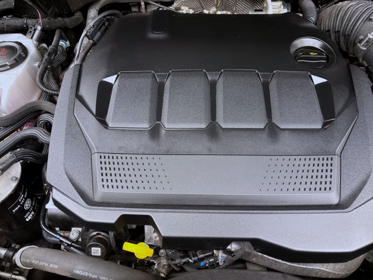 Thumb 16: Volkswagen Tiguan Allspace 2.0 TDI DSG 4M R-LINE STDHZG KAMERA NAVI