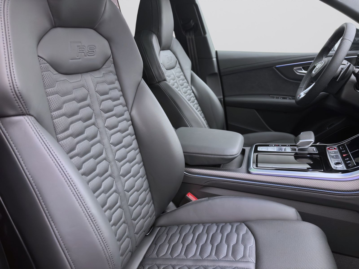 Thumb 15: Audi RS Q8 SUV PERFORMANCE AHK B&O LM23 PANO HUD WR23