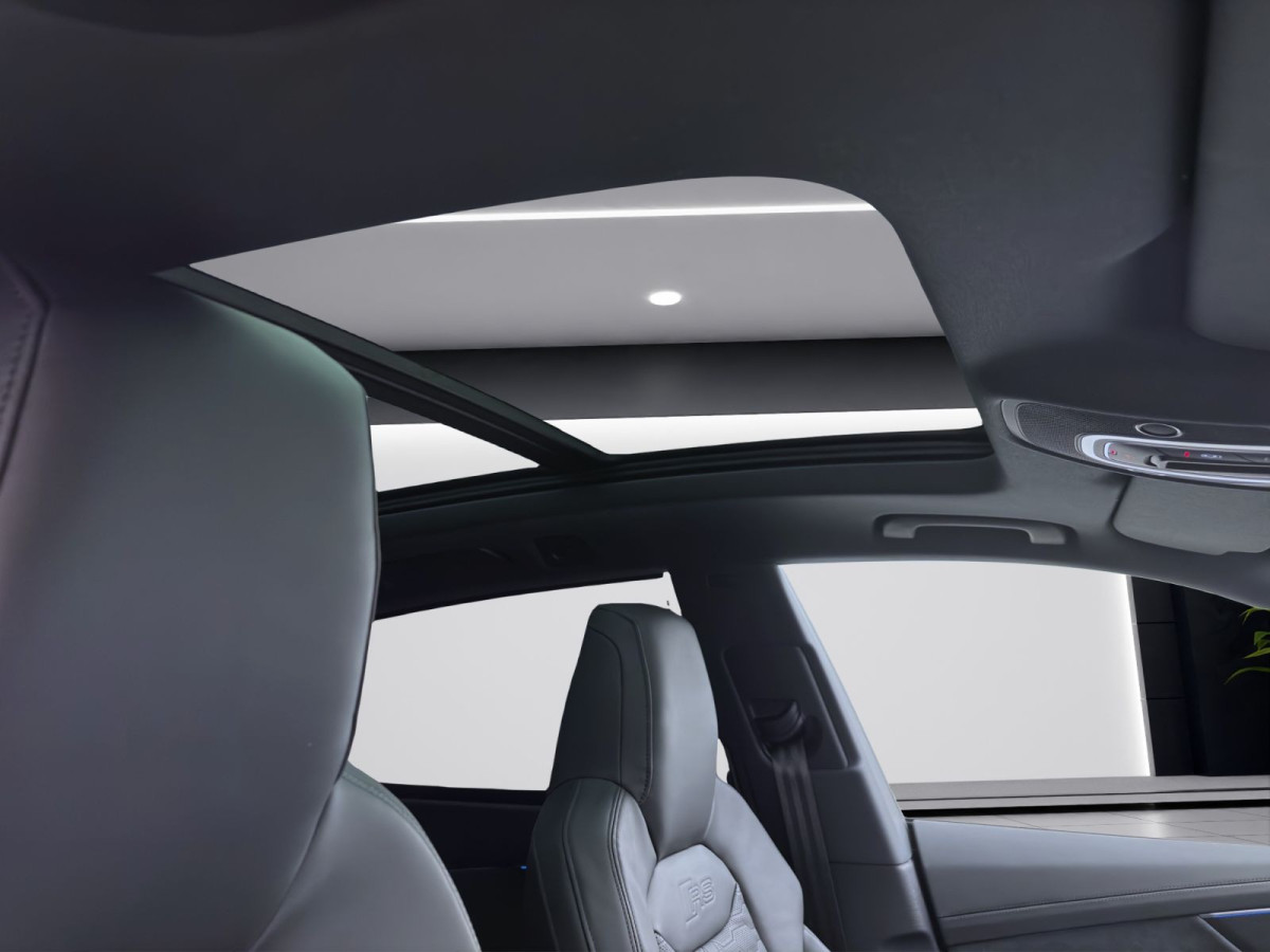 Thumb 16: Audi RS Q8 SUV PERFORMANCE AHK B&O LM23 PANO HUD WR23