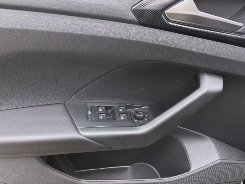 Bild 9: Volkswagen T-Cross 1.0 TSI DSG LIFE AHK KAMERA KLIMA SHZG