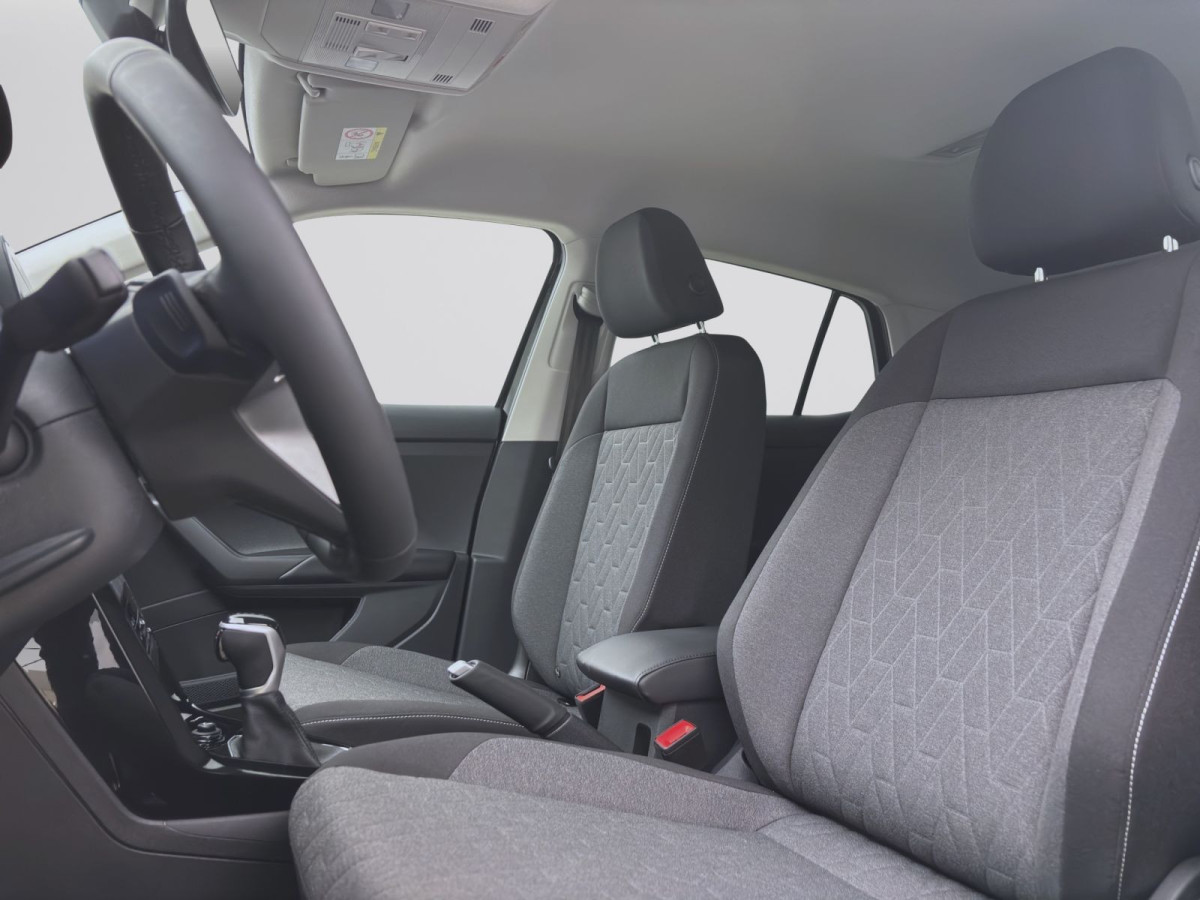 Thumb 8: Volkswagen T-Cross 1.0 TSI DSG LIFE AHK KAMERA KLIMA SHZG