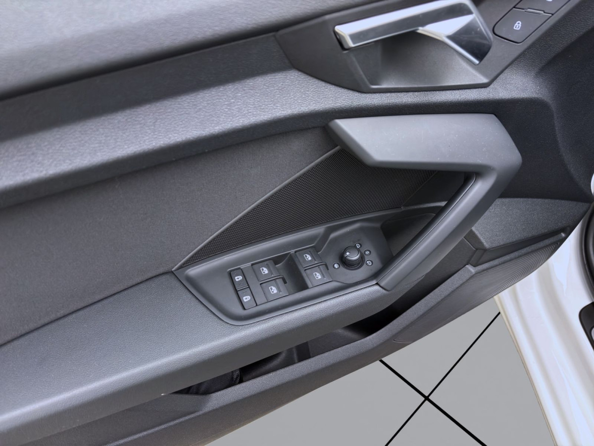 Thumb 9: Audi A3 Sportback 30 TDI ADVANCED NAVI+ SITZHZG KLIMA PDC