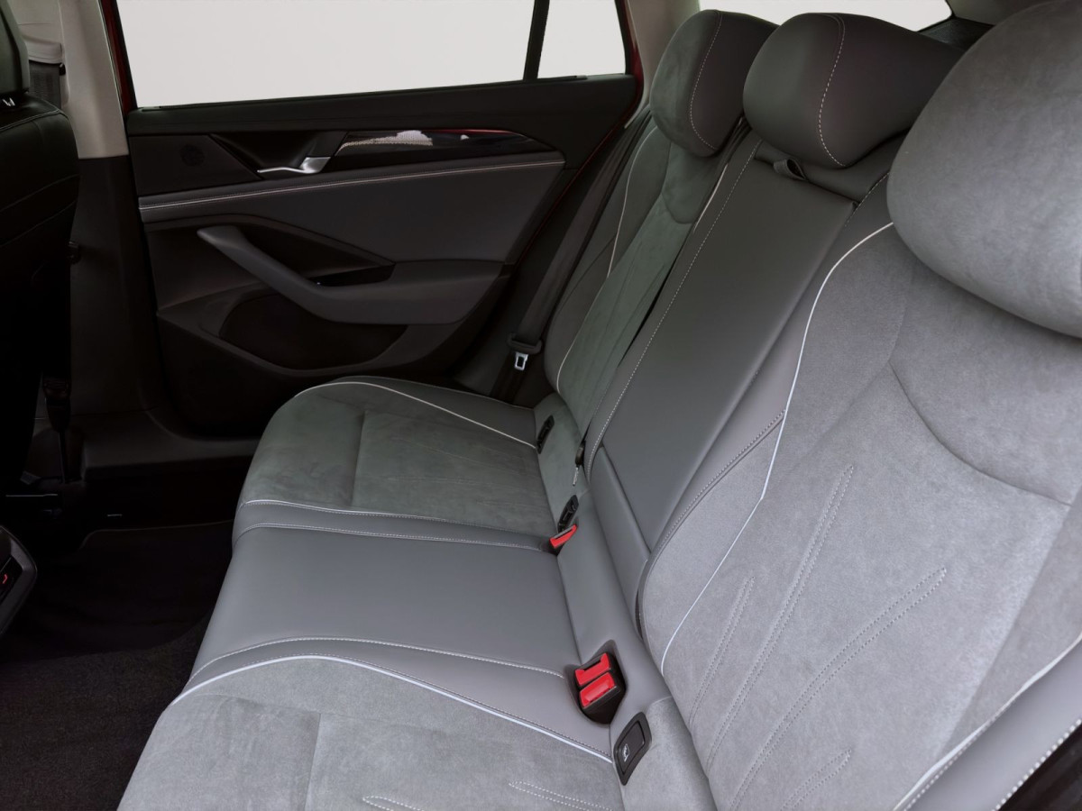 Thumb 14: Volkswagen Passat Variant 2.0 TDI DSG BUSINESS NAVI KAMERA SITZHZG PDC