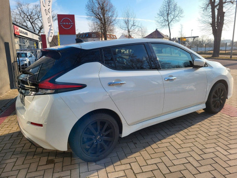 Ansicht 3 - Gebrauchtwagen Fahrzeug, Modell Leaf der Marke Nissan von Verkäufer Autohaus Jung GmbH