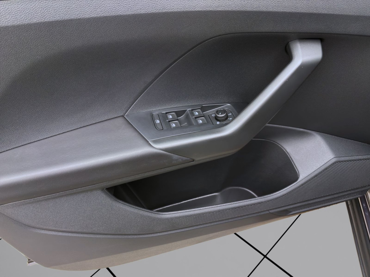 Thumb 9: Volkswagen T-Cross 1.0 TSI DSG LIFE AHK ACC KLIMA KAMERA