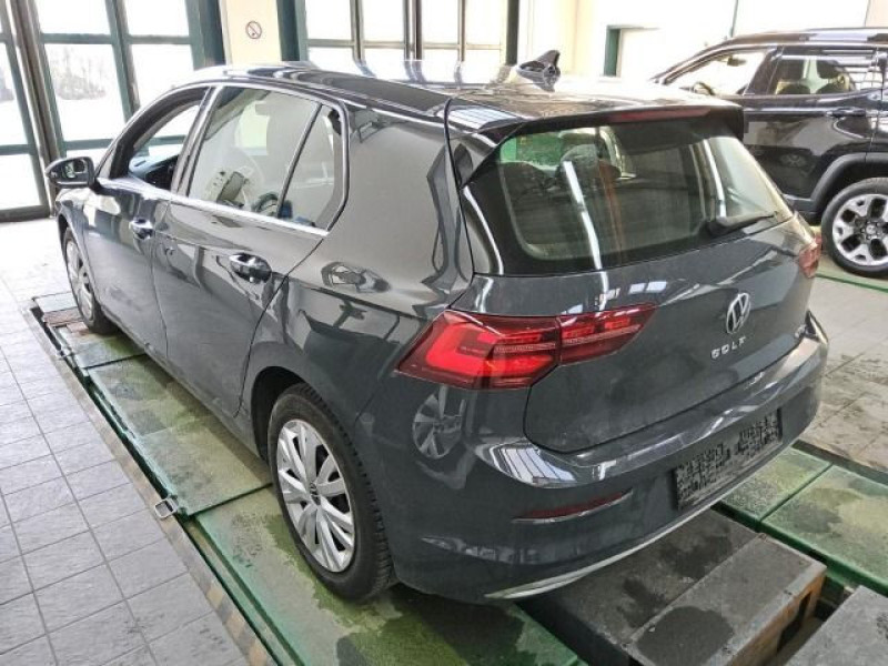 Bild 1: Volkswagen Golf 1.5 eTSI DSG STYLE STDHZG AHK NAVI IQ.LIGHT