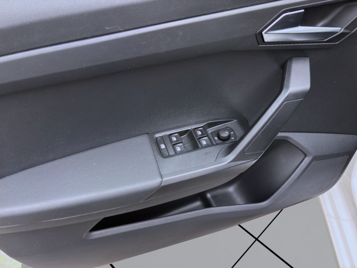 Thumb 9: Seat Ibiza 1.0 TSI STYLE PDC SITZHZG LED KLIMA