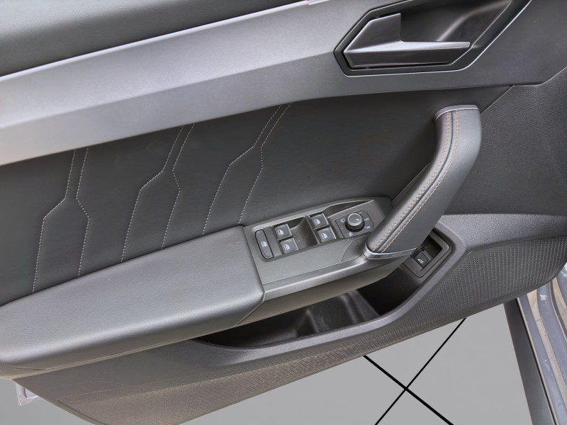 Bild 9: Cupra Leon Sportstourer 1.4 TSI e-Hybrid DSG VZ AHK NAVI KAMERA PDC