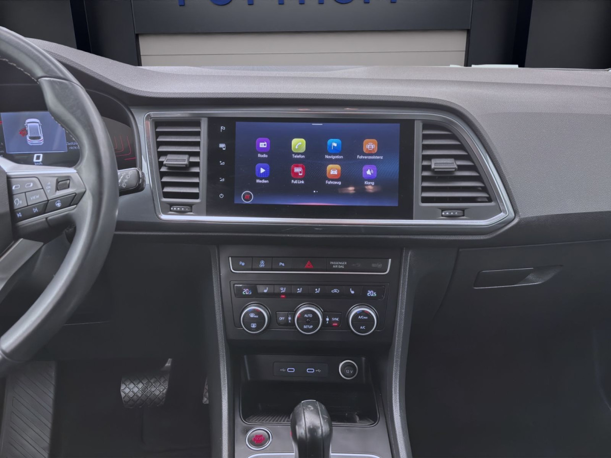 Thumb 13: Seat Ateca 2.0 TDI DSG STYLE AHK NAVI SITZHZG PDC