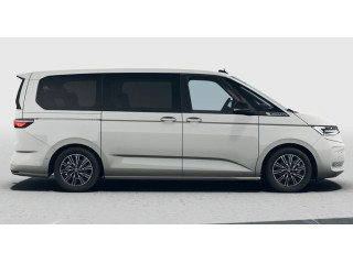 Fahrzeugbild eines Volkswagen T7 Multivan in weiß.