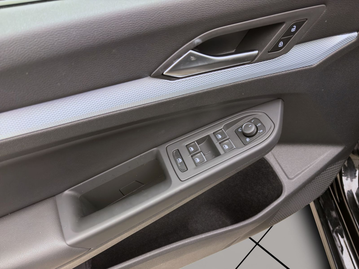 Thumb 9: Volkswagen Golf Variant 2.0 TDI DSG GOAL AHK IQ.LIGHT NAVI ACC