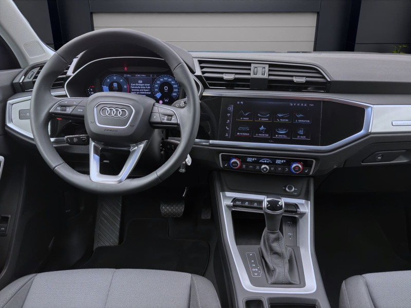 Bild 13: Audi Q3 Sportback 40 TDI Q STDHZG NAVI LED SITZHZG