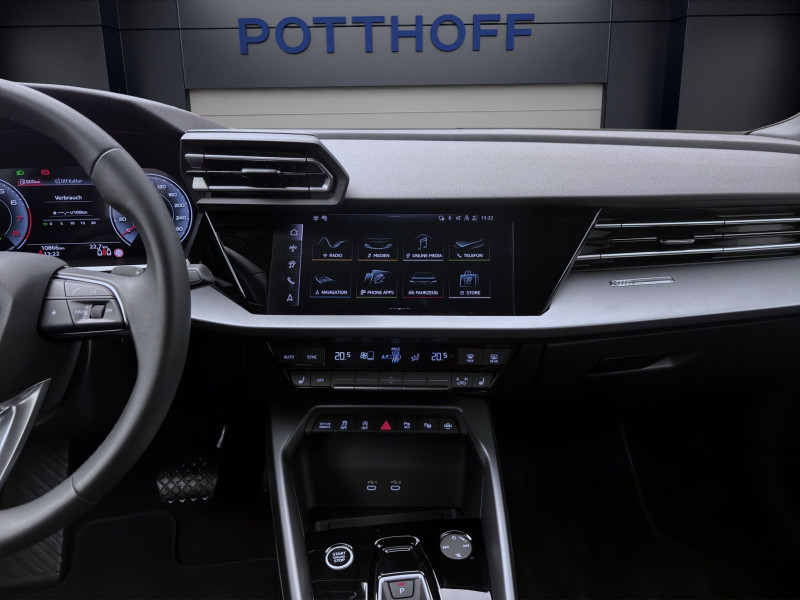 Bild 13: Audi A3 Limousine 30 TFSI NAVI+ KAMERA SITZHZG PDC KLIMA