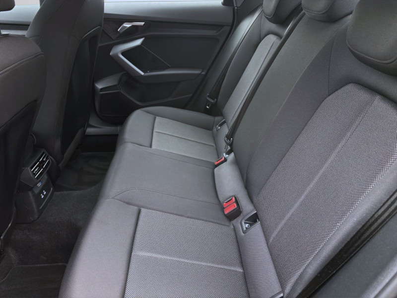 Bild 14: Audi A3 Limousine 30 TFSI NAVI+ KAMERA SITZHZG PDC KLIMA