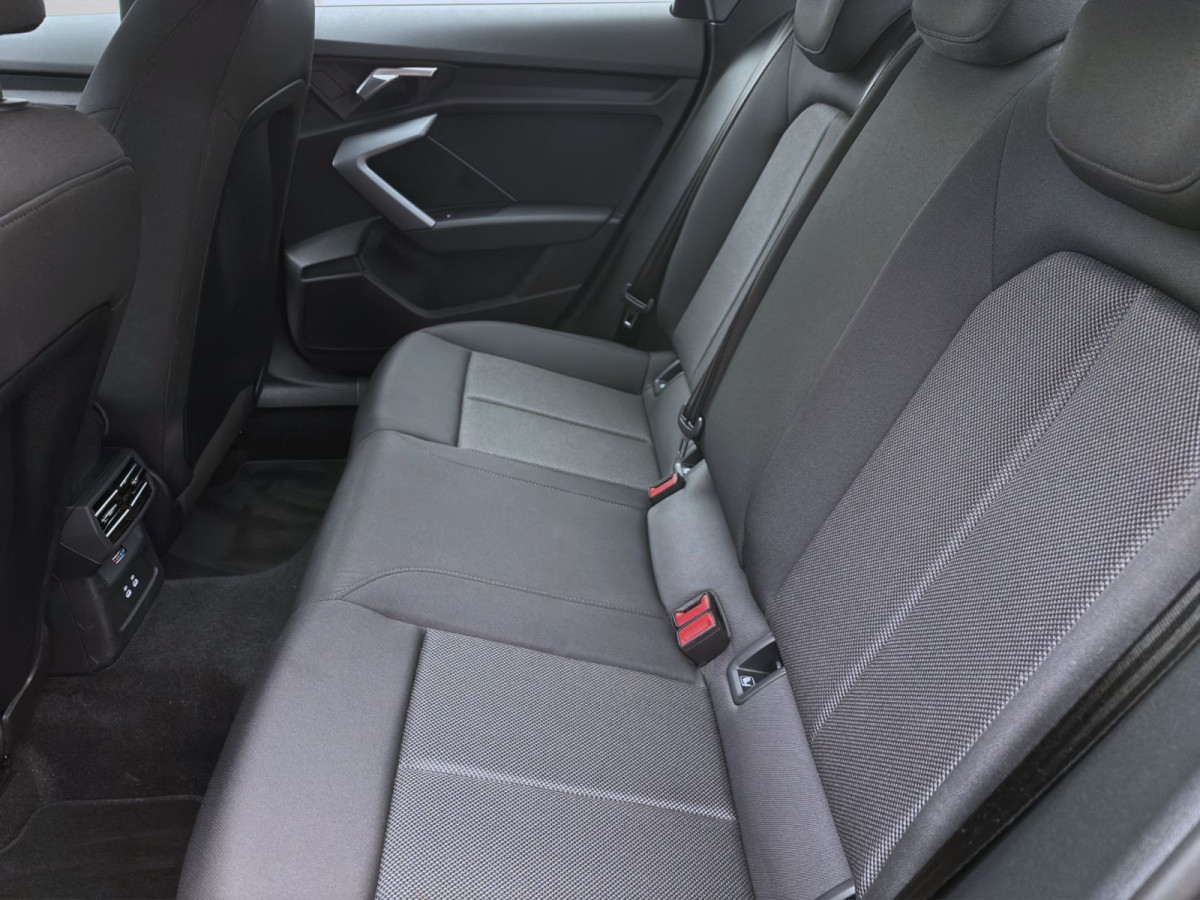 Thumb 14: Audi A3 Limousine 30 TFSI NAVI+ KAMERA SITZHZG PDC KLIMA