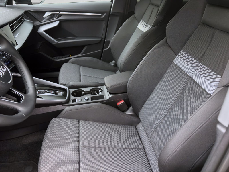 Bild 8: Audi A3 Sportback 30 TFSI NAVI+ KAMERA PDC SITZHZG