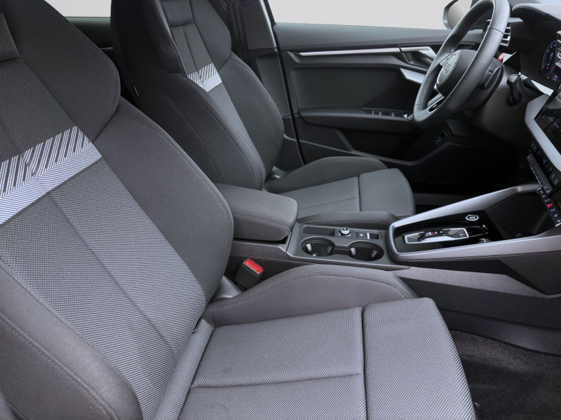 Bild 15: Audi A3 Sportback 30 TFSI NAVI+ KAMERA PDC SITZHZG