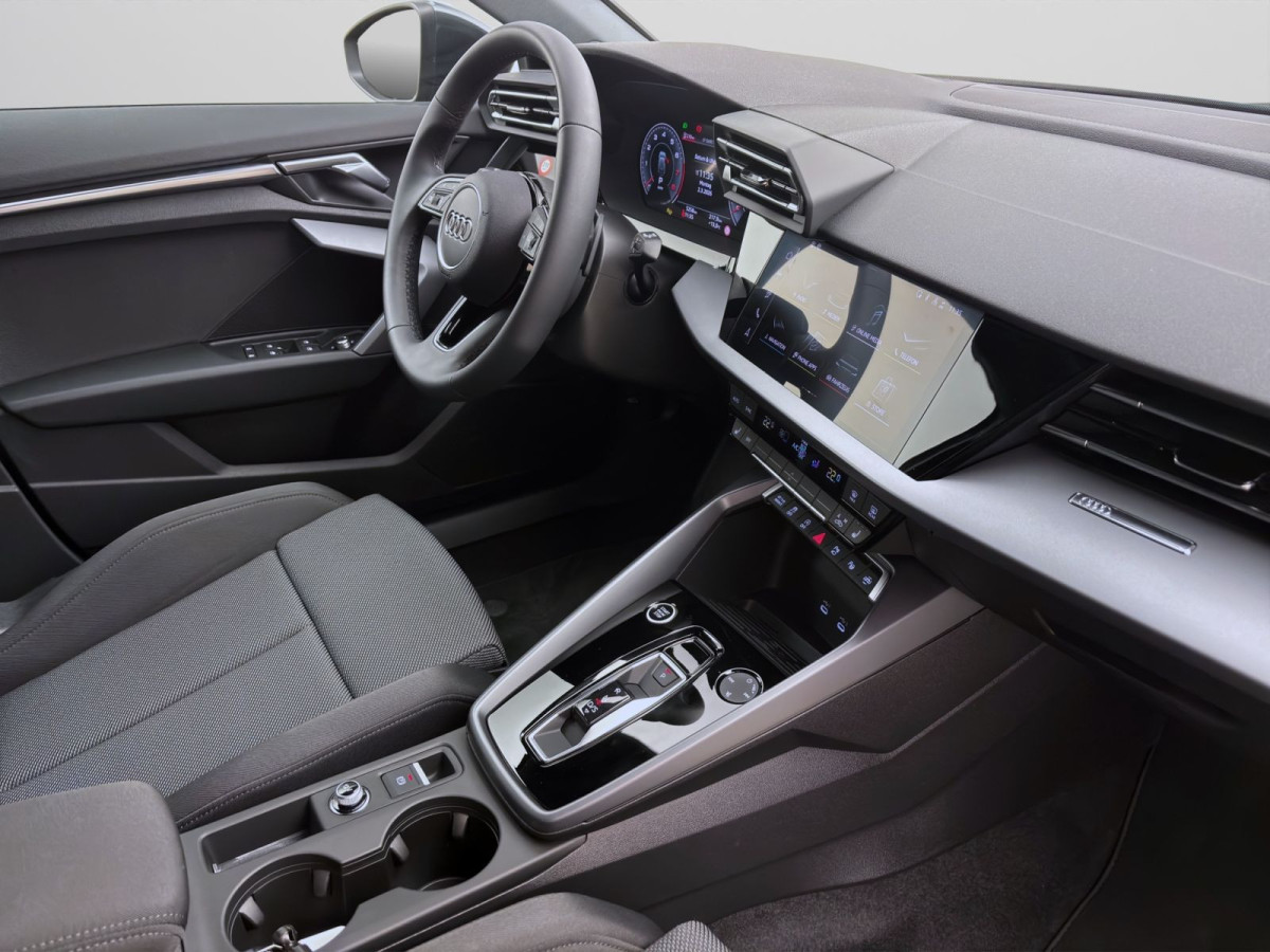 Thumb 16: Audi A3 Sportback 30 TFSI NAVI+ KAMERA PDC SITZHZG