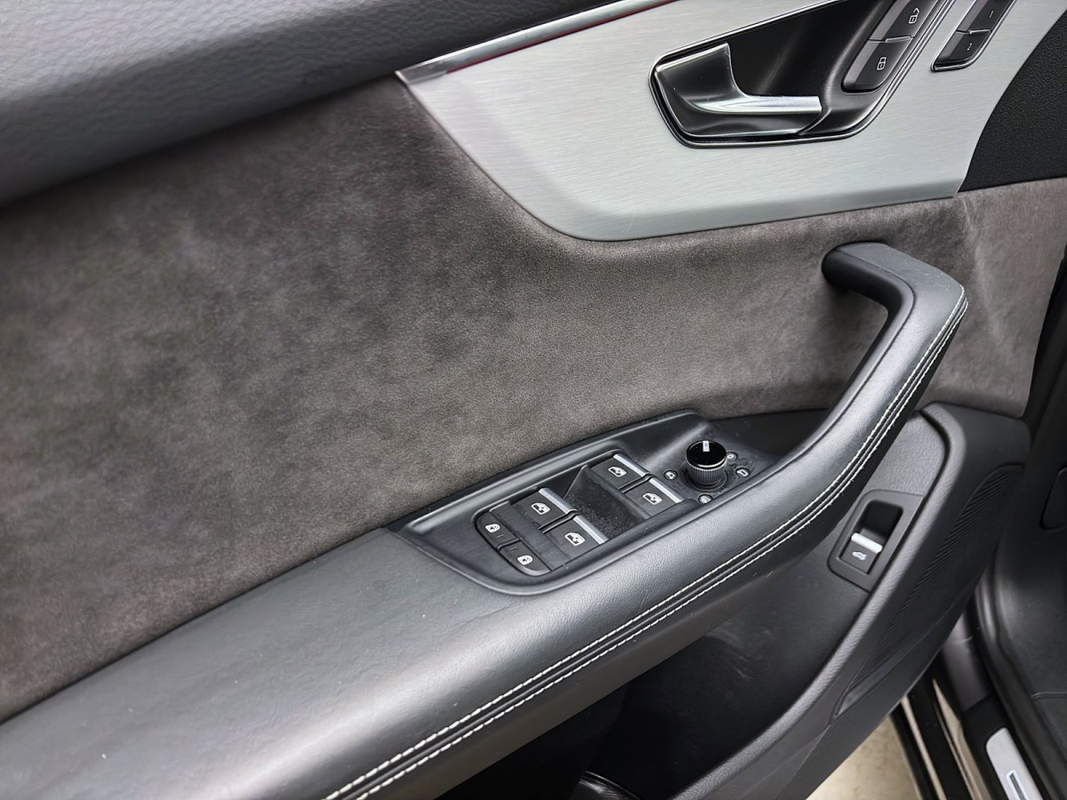 Thumb 9: Audi Q8 50 TDI Q S LINE STANDHZG MATRIX NAVI+ B&O