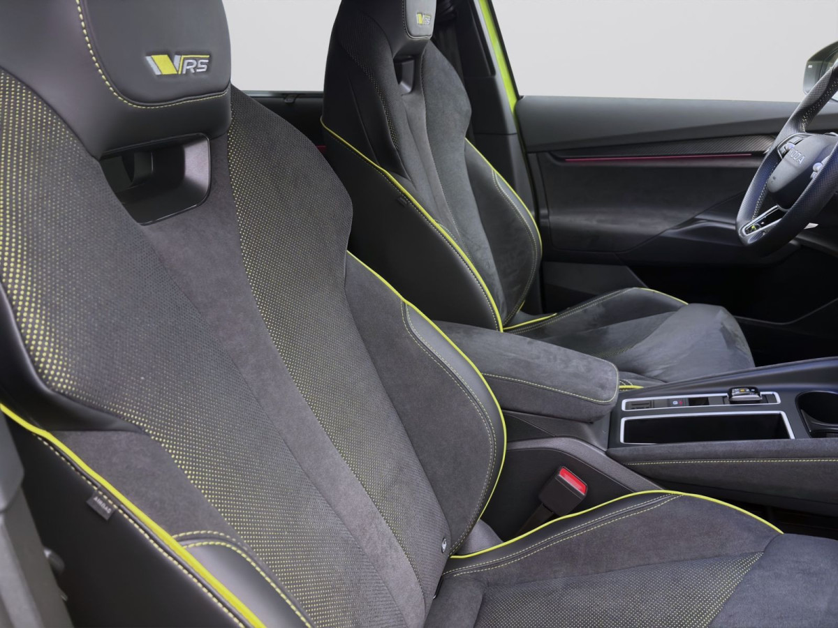 Thumb 15: Škoda ELROQ RS 4X4 MAXX AHK 21" 360° WÄRMEP. HEAD-UP