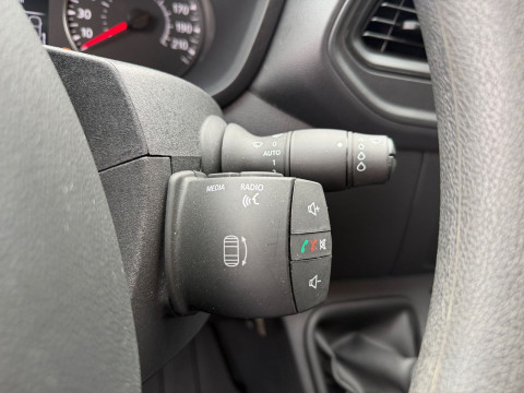 Ansicht 19 - Gebrauchtwagen Fahrzeug, Modell Interstar der Marke Nissan von Verkäufer Autohaus Paul Vertriebs GmbH & Co.KG