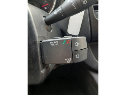 Ansicht 12 - Gebrauchtwagen Fahrzeug, Modell NV300 der Marke Nissan von Verkäufer Auto Backes GmbH