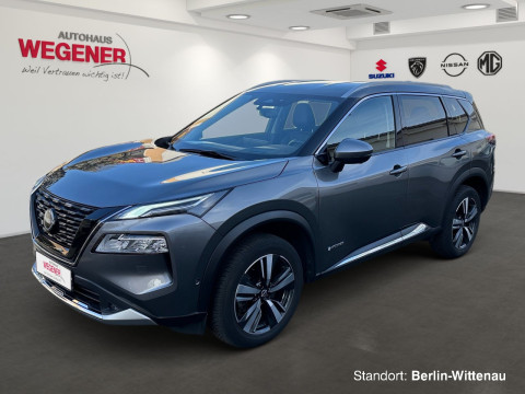 Automodell: X-Trail in der Farbe grau