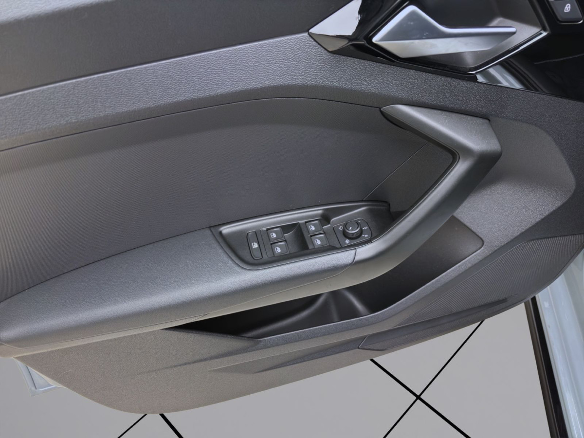 Thumb 9: Audi A1 Sportback 25 TFSI NAVI KAMERA PDC LED SITZHZG