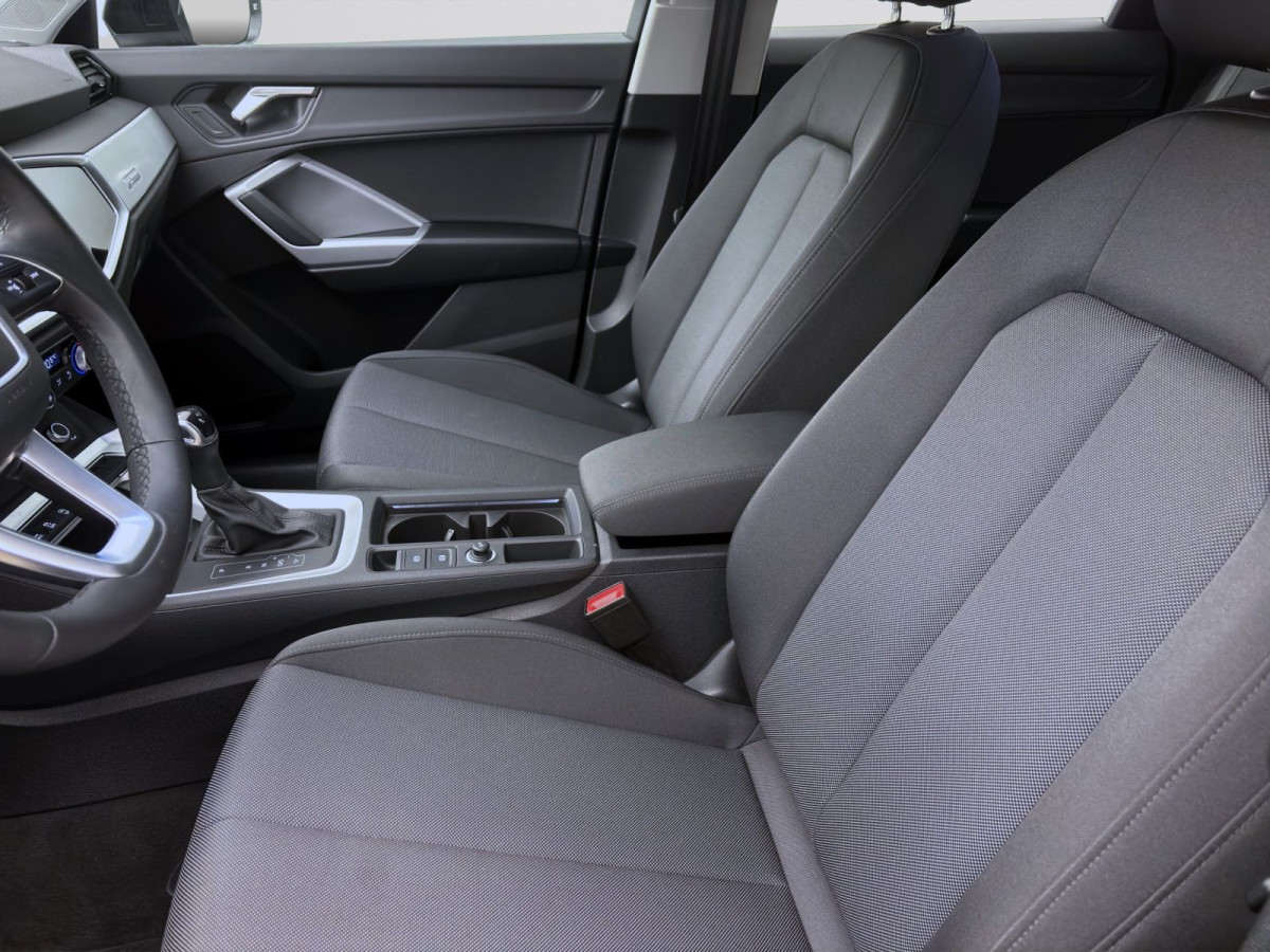 Thumb 8: Audi Q3 Sportback 35 TDI AHK NAVI KAMERA SITZHZG