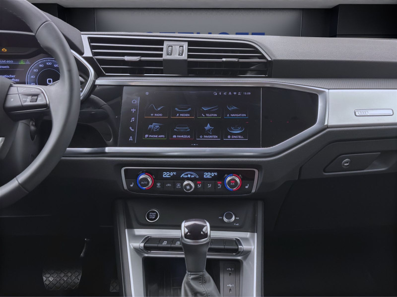 Bild 13: Audi Q3 35 TFSI AHK NAVI KAMERA SITZHZG