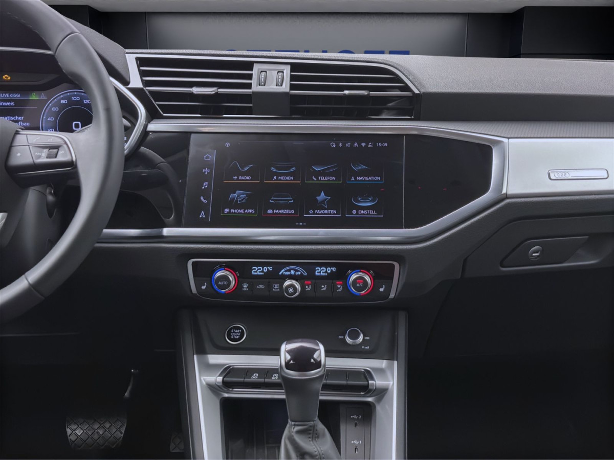 Thumb 13: Audi Q3 35 TFSI AHK NAVI KAMERA SITZHZG