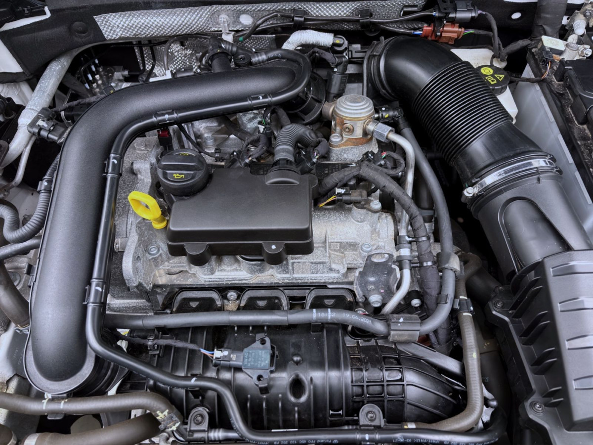 Thumb 17: Audi Q2 30 TFSI ADVANCED AHK LED SITZHZG PDC GRA