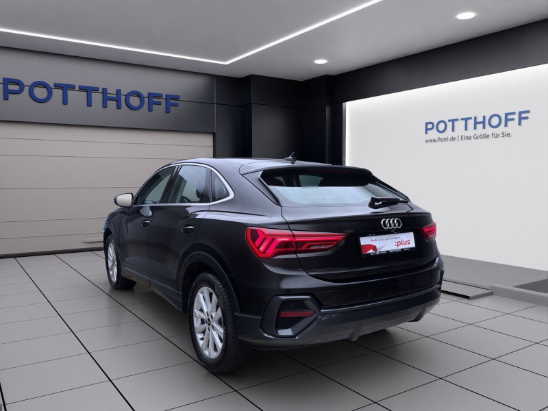 Bild 1: Audi Q3 Sportback 35 TDI NAVI+ KAMERA AHK PDC LM18