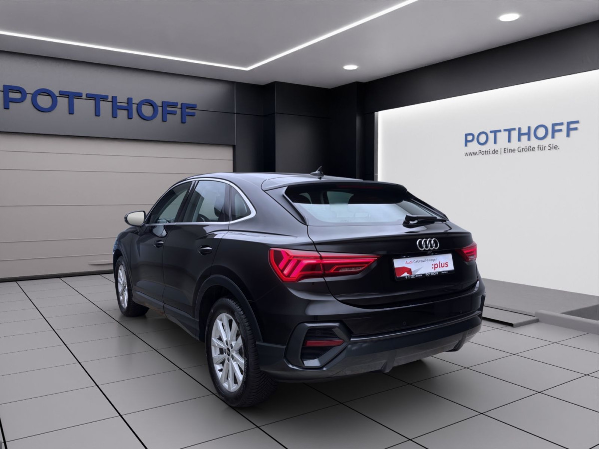 Thumb 1: Audi Q3 Sportback 35 TDI NAVI+ KAMERA AHK PDC LM18