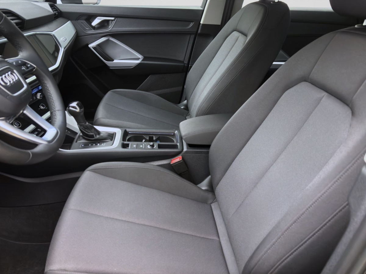 Thumb 8: Audi Q3 Sportback 35 TDI NAVI+ KAMERA AHK PDC LM18
