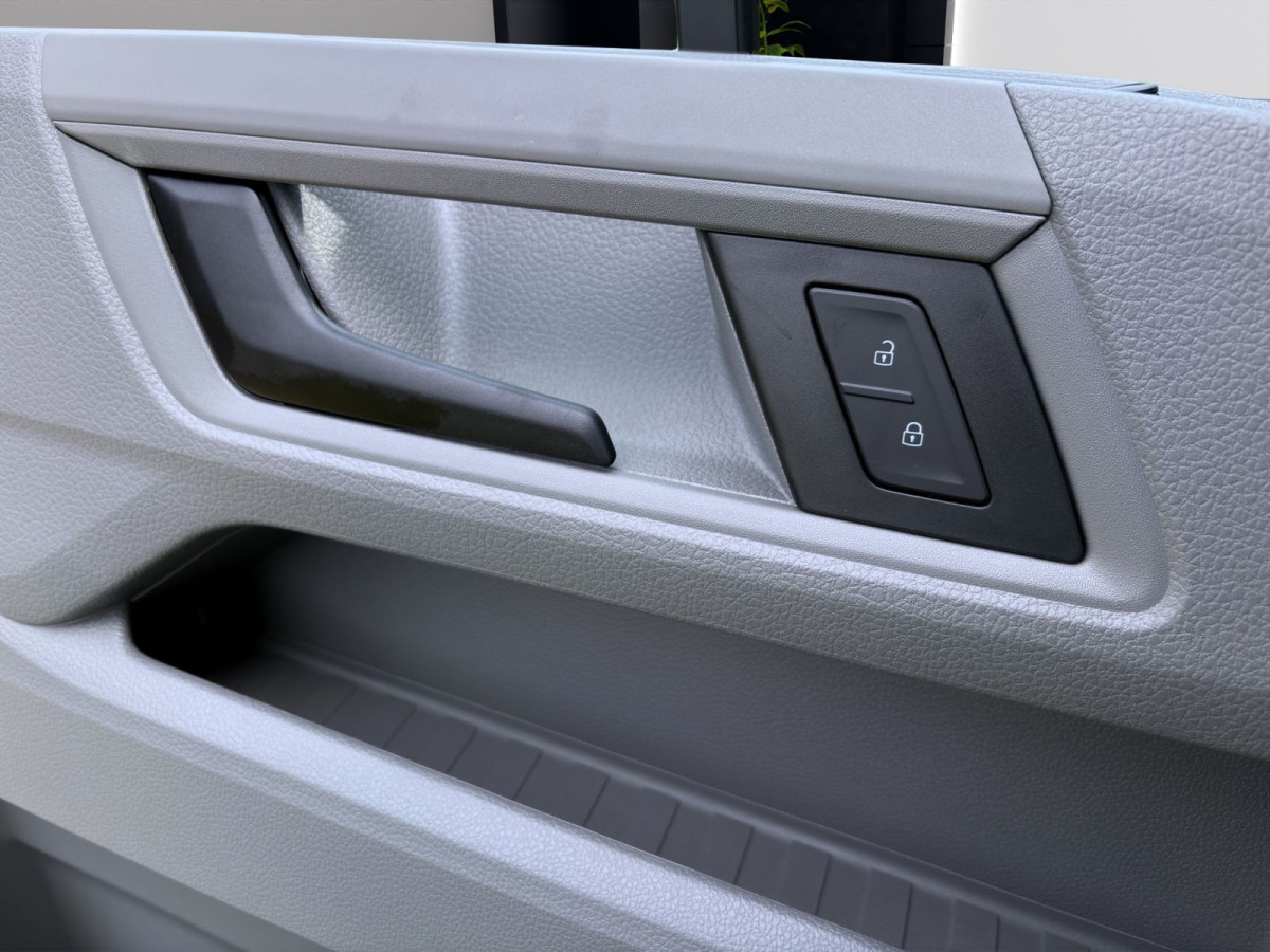 Thumb 9: Volkswagen Crafter Pritsche 35 TDI MITTELLANG AHK NAVI PDC LED SITZHZG