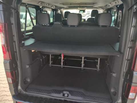 Ansicht 10 - Gebrauchtwagen Fahrzeug, Modell Primastar der Marke Nissan von Verkäufer Autohaus Karl Hilpert GmbH