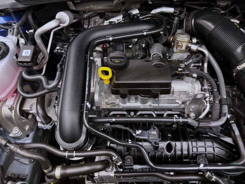 Bild 17: Volkswagen Taigo 1.0 TSI DSG R-LINE IQ.LIGHT KAMERA ACC SITZHZG