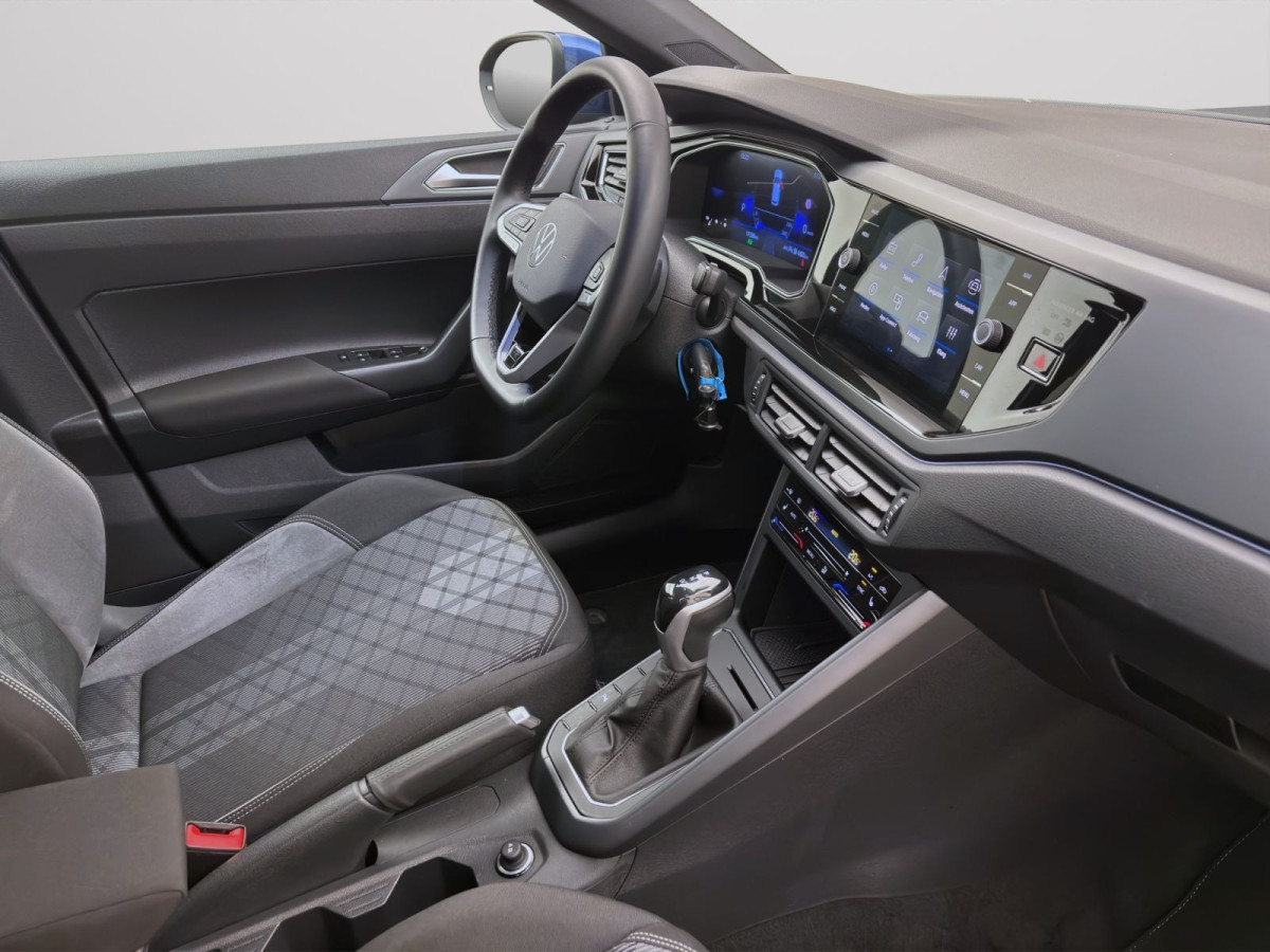 Thumb 16: Volkswagen Taigo 1.0 TSI DSG R-LINE IQ.LIGHT KAMERA ACC SITZHZG