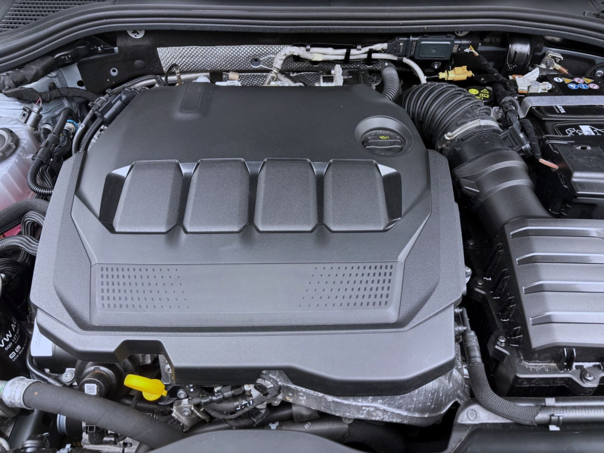 Thumb 17: Volkswagen Passat Variant 2.0 TDI DSG BUSINESS NAVI AHK KAMERA SITZHZG