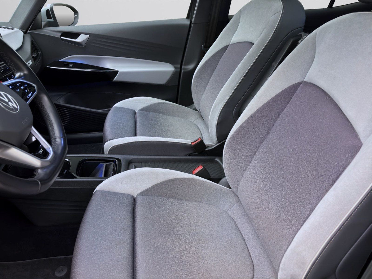 Thumb 8: Volkswagen ID.3 PRO PERFORMANCE 1ST MAX PANO MATRIX KAMERA NAVI